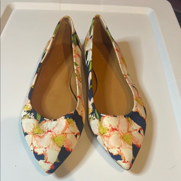J. Crew Blue and White Floral Flats size 8 - Picture 8 of 12
